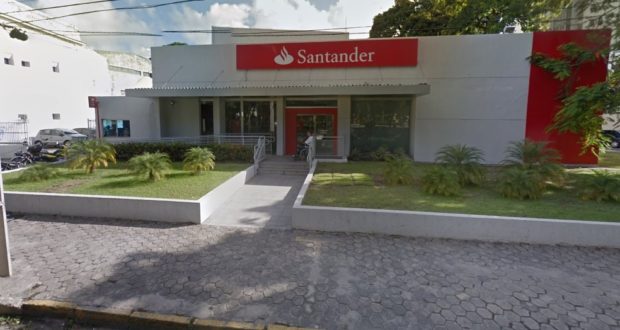 Homem é baleado ao reagir a assalto após sair de agência bancária na Zona Norte do Recife
