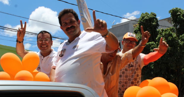 (Fotos e Vídeos!) Dr. João Prudêncio realizou uma das maiores Carreatas da Campanha de Wolney Queiroz e Luciano Pacheco, em Pesqueira, neste Sábado!