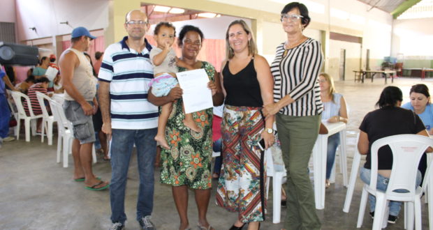 ( Notícia ótima!) Famílias contempladas com as casas do “Minha Casa Minha Vida” assinaram os contratos das casas do Conjunto Habitacional Dom Manuel Palmeira (mais conhecido por Casas do Virakopus)