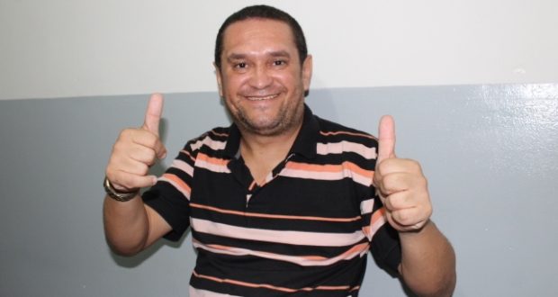 Hoje Luiz Gogó tornou pública a sua Pré-candidatura a Vereador e deixou a sua singela Mensagem de Natal, para os Pesqueirenses
