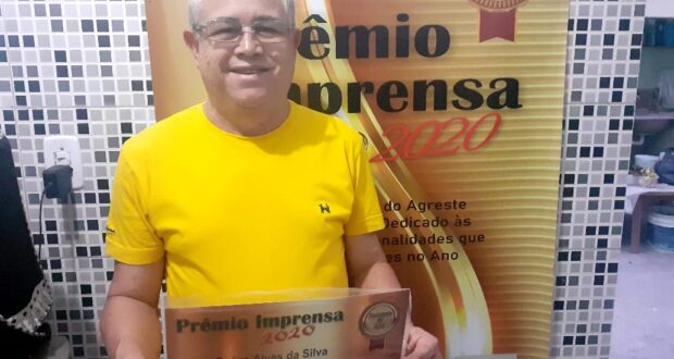 O intelectual professor Oséas (psicanalista e pastor) ganha o Prêmio Imprensa 2020
