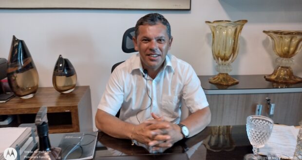 (Em vídeo!)Marcos de Esmeralda concede entrevista, fala sobre Projetos do Prol Alagoinha e explica os comentários que fizeram ao seu respeito nas mídias.