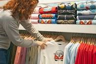 Alta do algodão no mercado internacional pressiona o preço das roupas no país