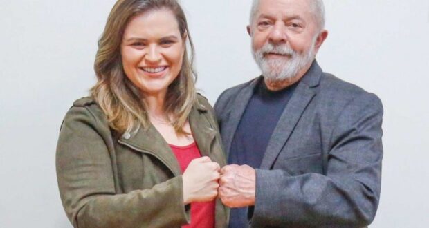 PT anuncia apoio a Marília Arraes no segundo turno da eleição para Governo de Pernambuco