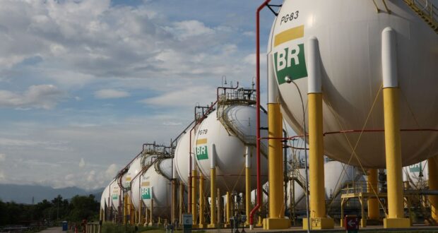 Em meio a ameaças terroristas, refinarias da Petrobras são monitoradas