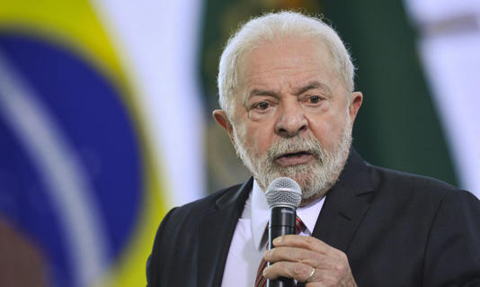 Governo Lula lança nova medida para ajudar quem tem dívidas
