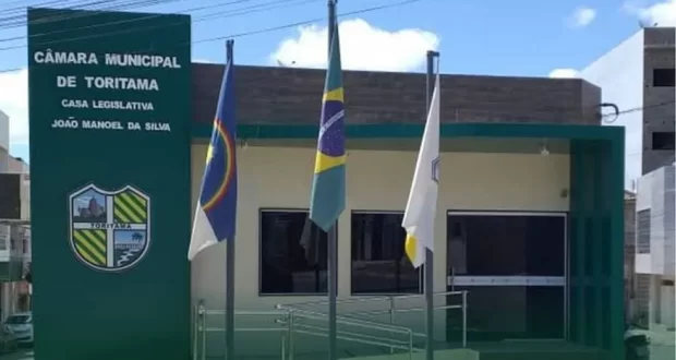 Aumento de 40% dos salários de prefeito e vereadores é aprovado em Toritama