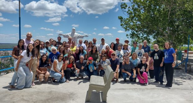 Pesqueira Agradece a Visita de Grupo de Peregrinos Alagoanos na Rota da Fé